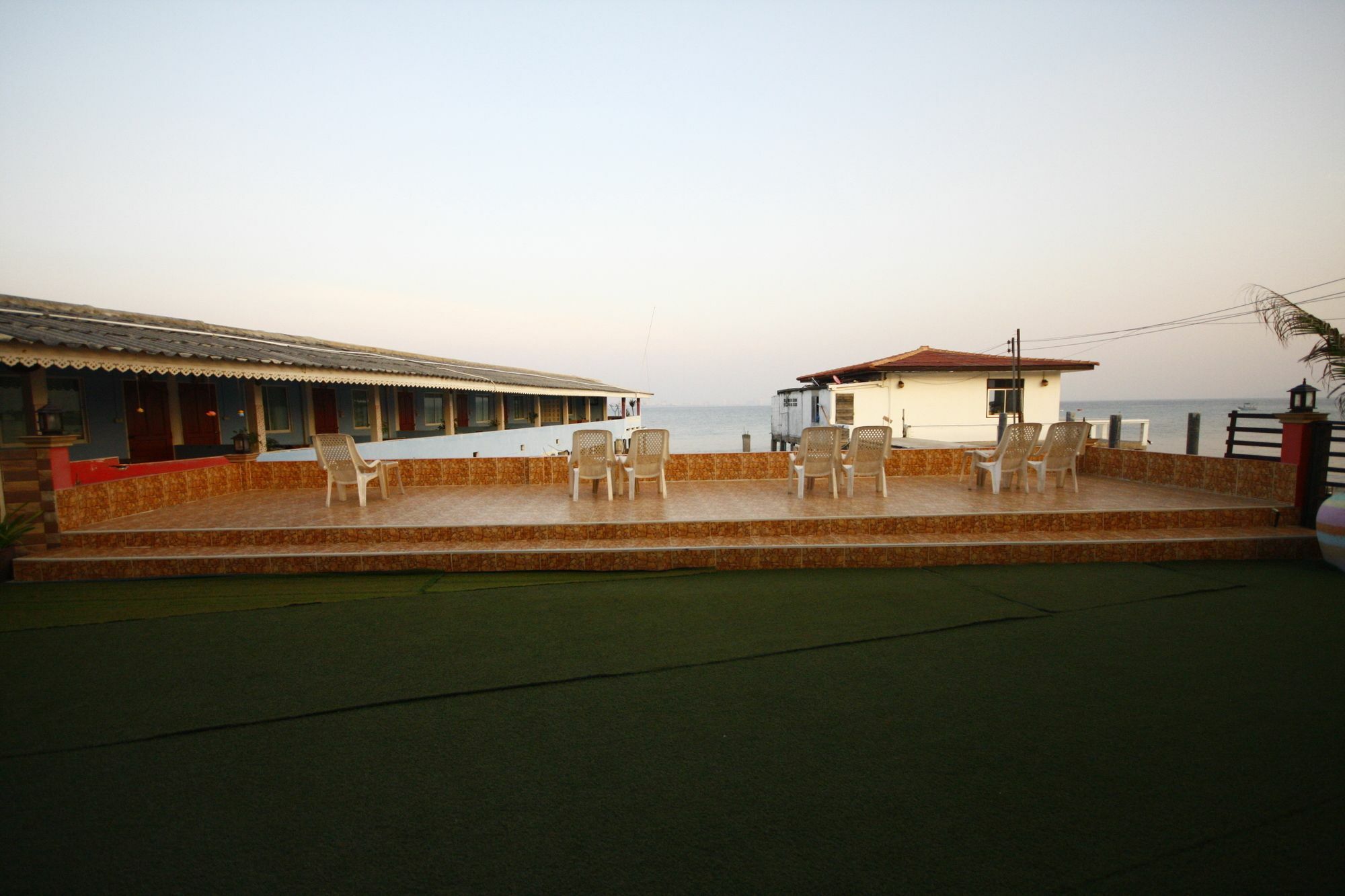 Koh Larn Sea Side Resort Eksteriør billede
